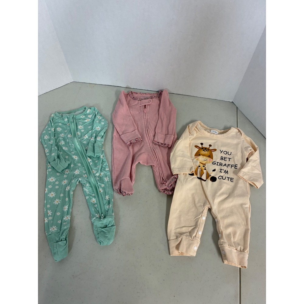 Carter's Baby Girl Sleeper Lot 3pc Newborn 0-3M Bamboo Daisy Pink Waffle Giraffe